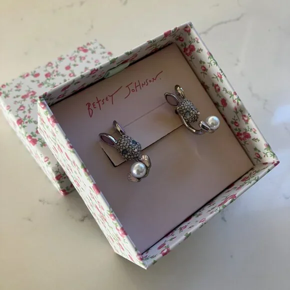 Betsey Johnson Bunny Rabbit Barbell Jacket Earrings, NEW WITH TAGS - Picture 2 of 6